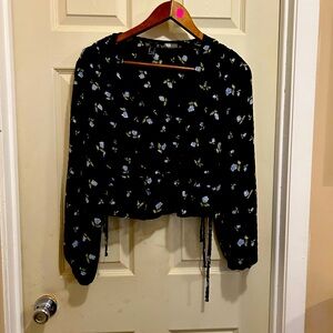 Forever 21 Black Crop Tie Front Blouse w/ blue & green floral print - Size L